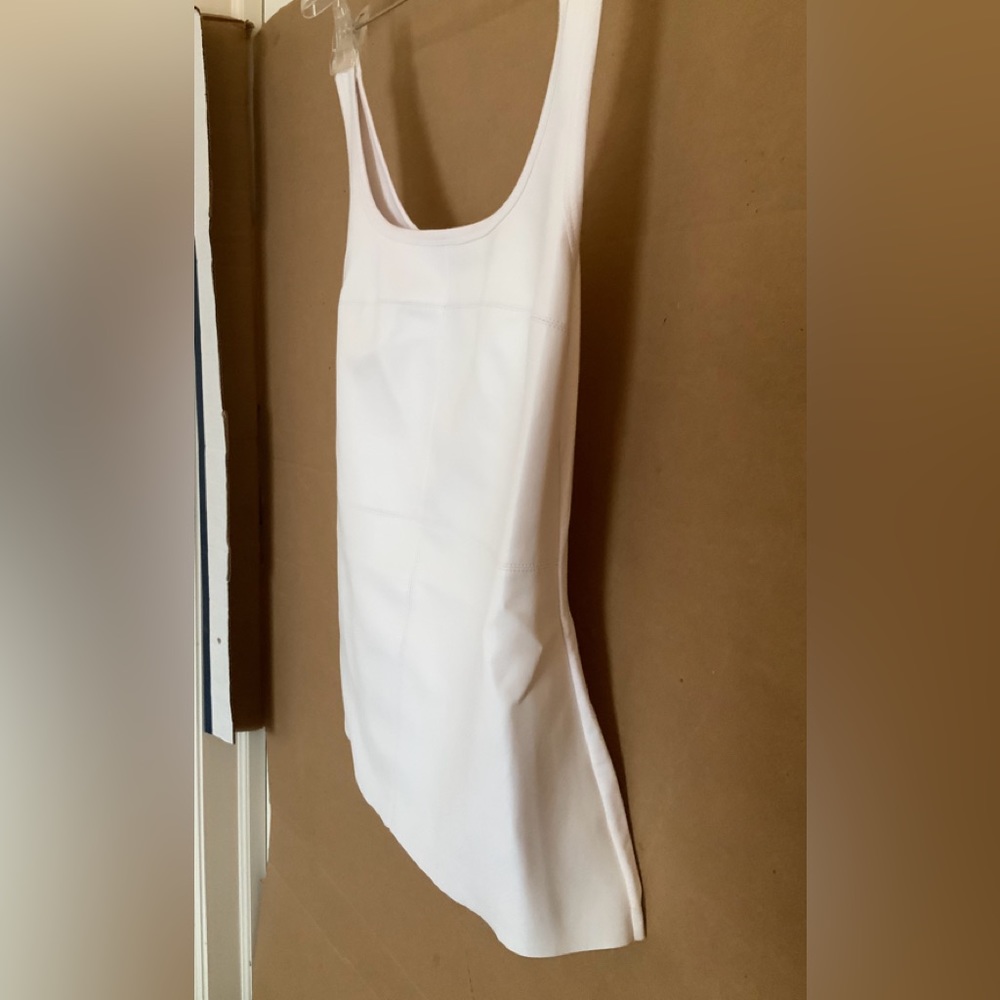 BAILEY 44 duo. EBONY & IVORY. Tank & Blouse. (Bailey2). - Picture 3 of 15